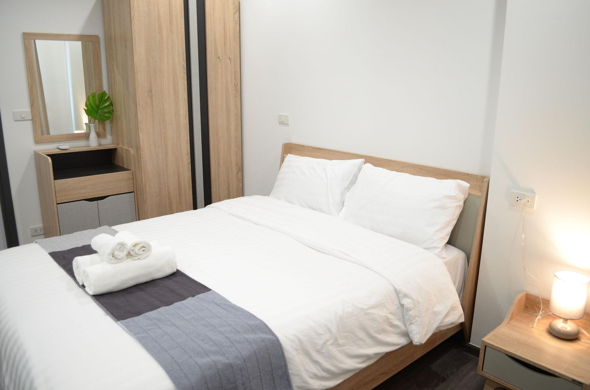 Wooden Suites Bangkok Buitenkant foto