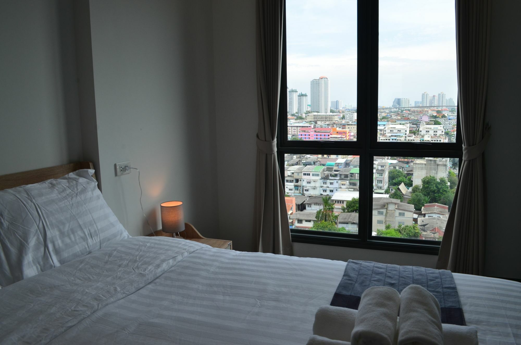 Wooden Suites Bangkok Buitenkant foto