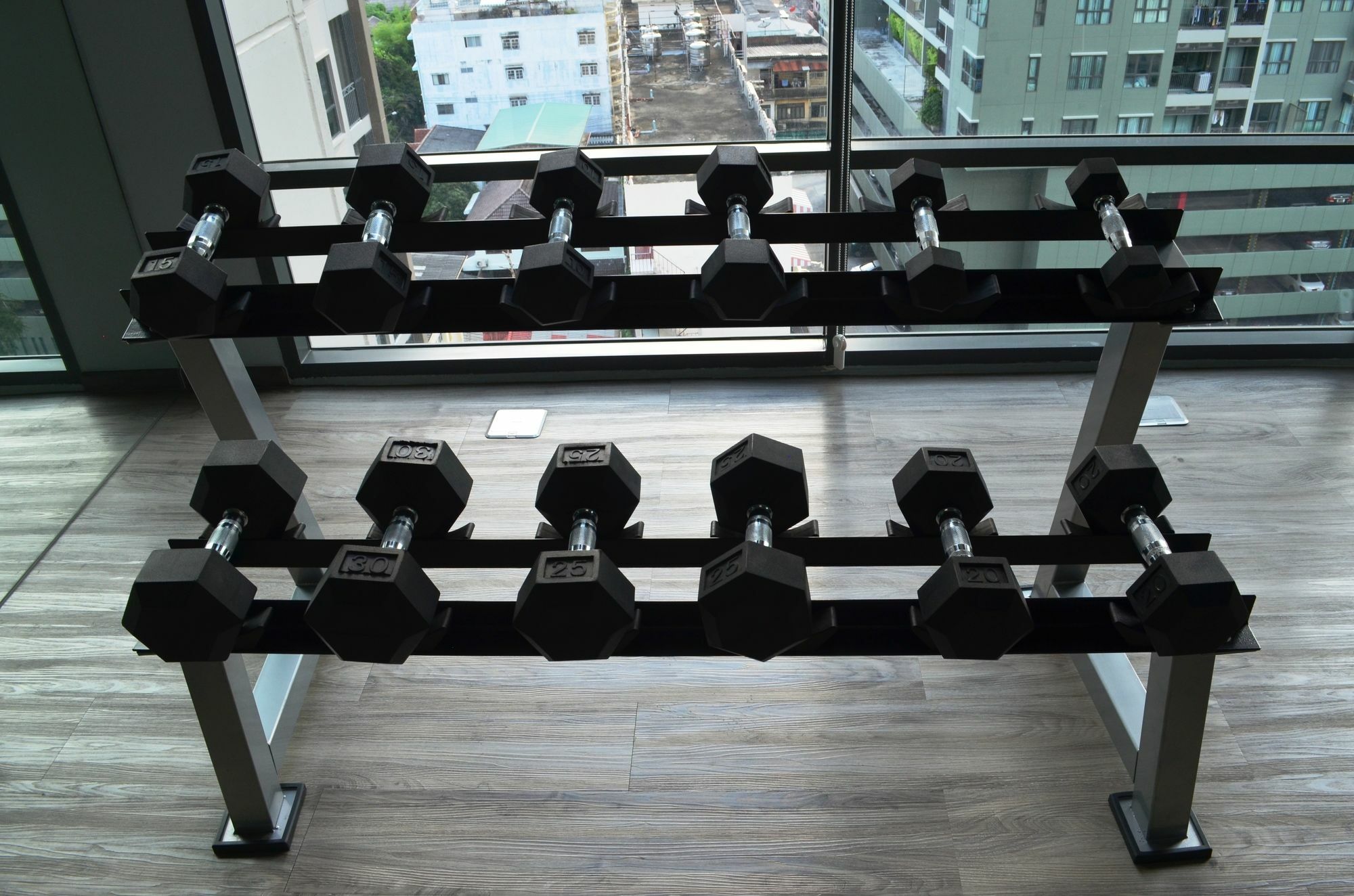 Wooden Suites Bangkok Buitenkant foto