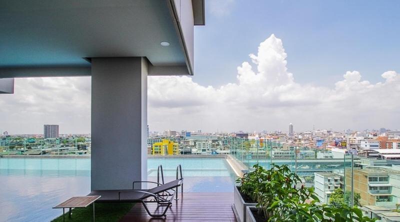 Wooden Suites Bangkok Buitenkant foto